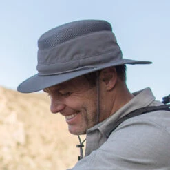 Sunday Afternoons Charter Escape Hat 17 Sunday Afternoons Charter Escape Hat -Sunday Afternoons charter escape hat charcoal male ss19 1 1250px