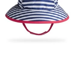 Sunday Afternoons Infant SunSprout Hat -Sunday Afternoons infant sunsprout hat navy stripe chinstrap detail ss20 2500px
