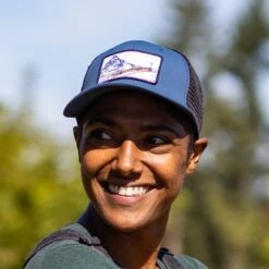 Sunday Afternoons Matterhorn Trucker -Sunday Afternoons matterhorn trucker female fw21 1252px